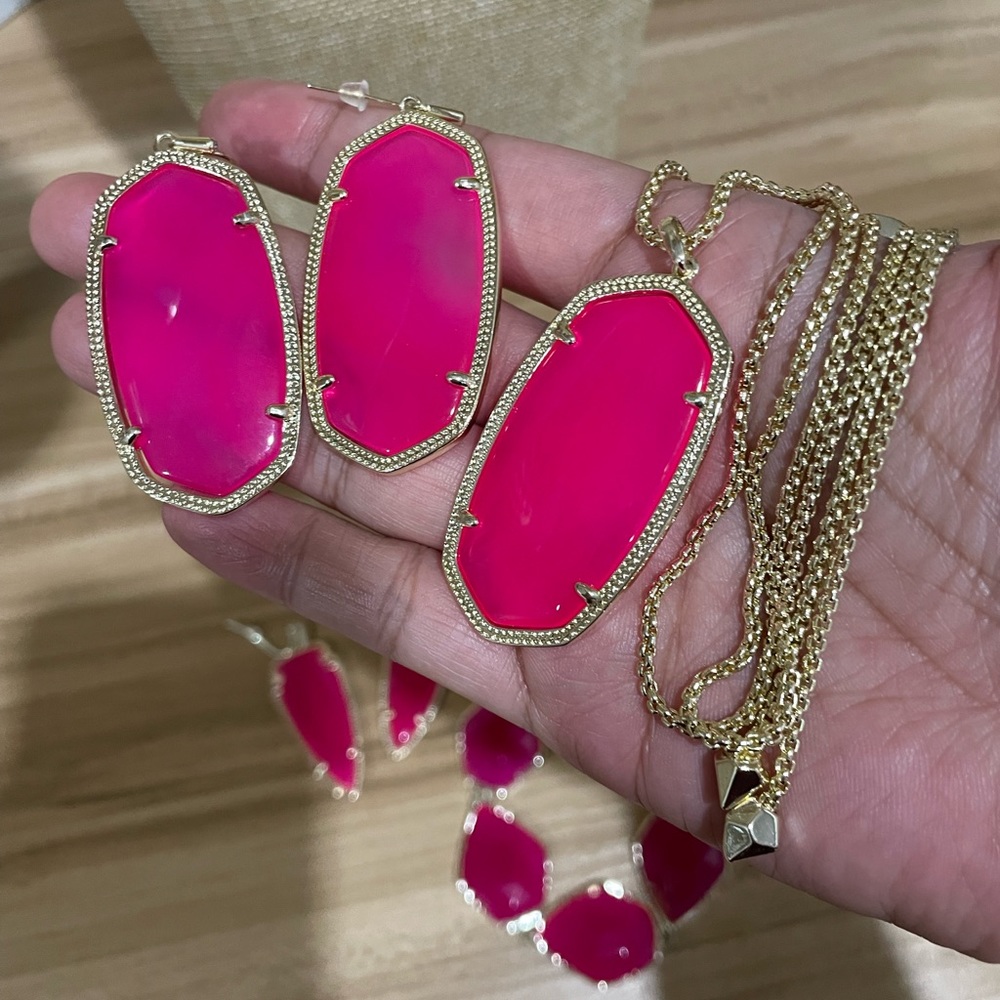 Kendra Scott Pink Agate Danielle Rae
